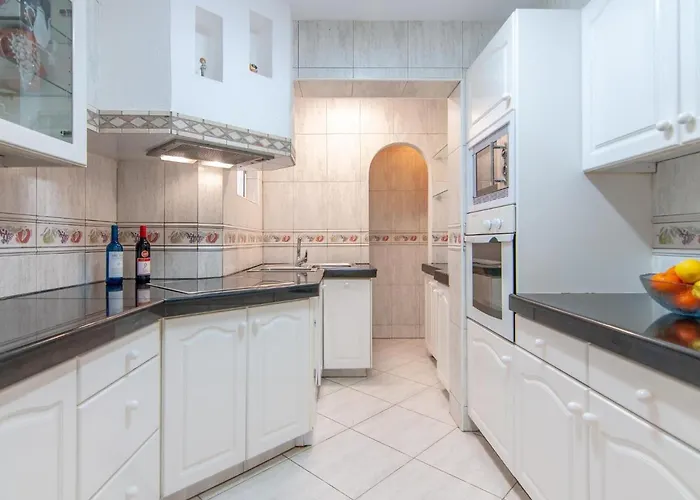 Sunshine House Semesterbostad